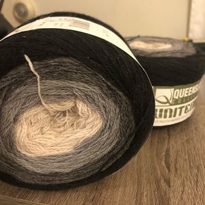 Fine Lambswool and Cotton Queensland Yarn